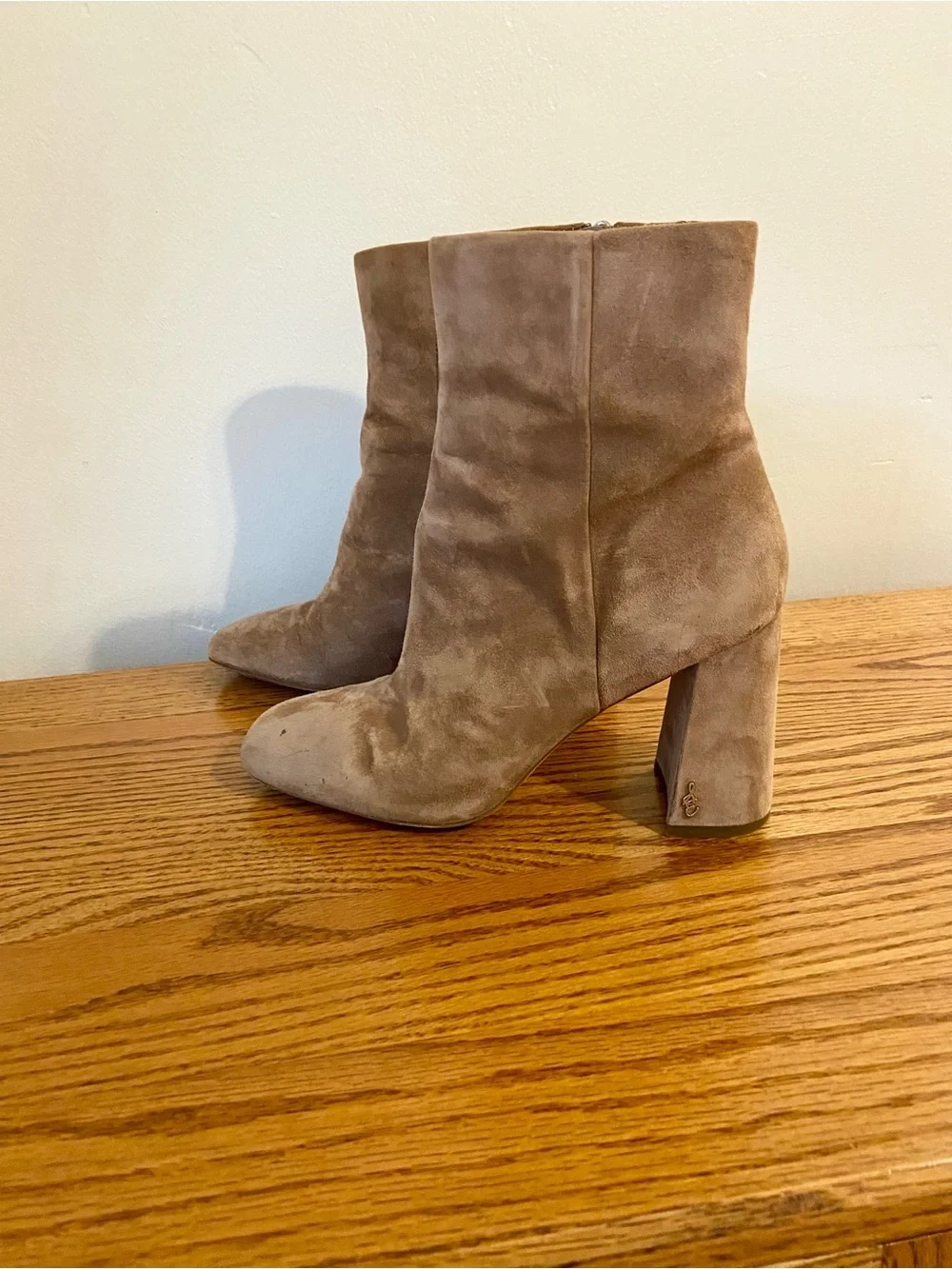 Sam Edelman Taupe tan CODIE 7 W Wide Suede Block Heel Booties soft chunk square